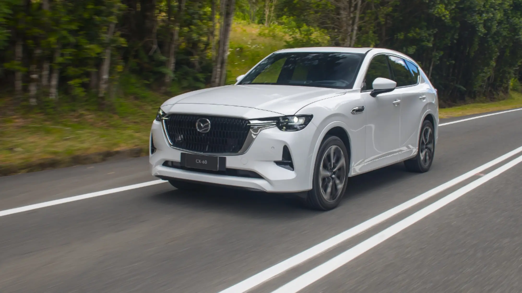 Conducción eficiente en carretera para ahorrar combustible en auto
