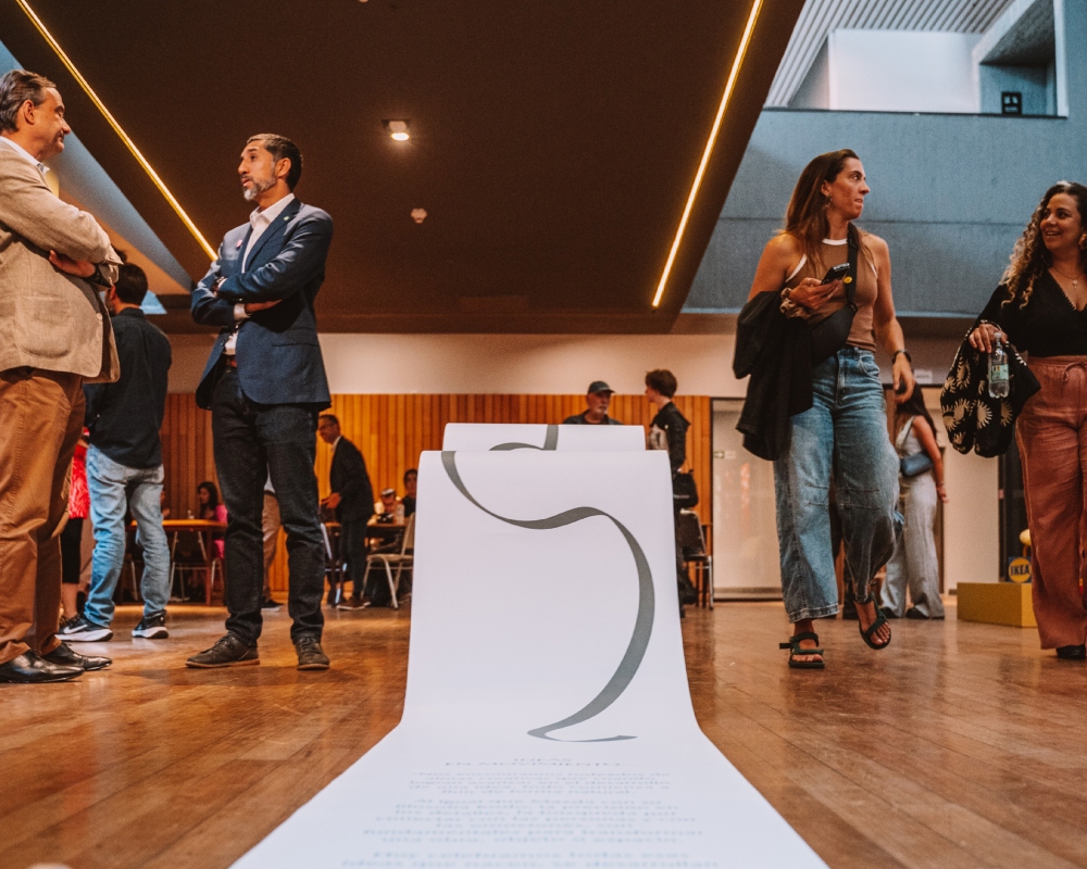 Mazda Chile Diseño mensajes evento