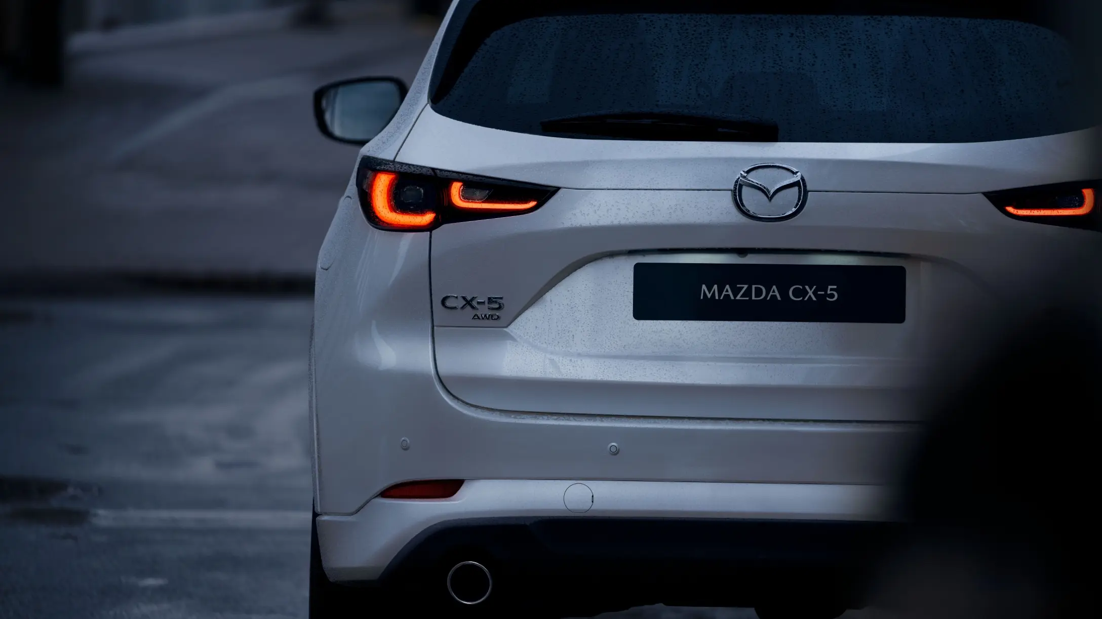 Explicación de qué son las patentes de vehículos en Chile y su función como identificador único de cada auto.