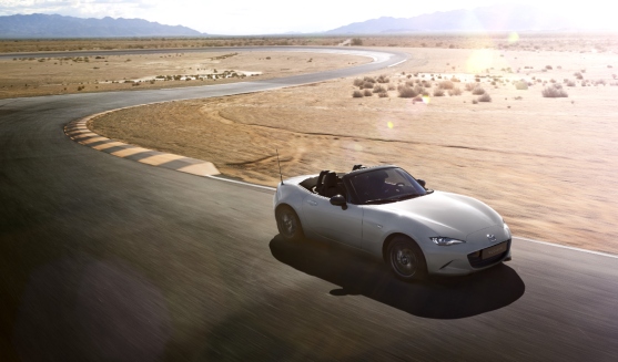 MAZDA PRESENTA LA NUEVA ACTUALIZACIÓN DEL ICÓNICO MX - 5 EN CHILE