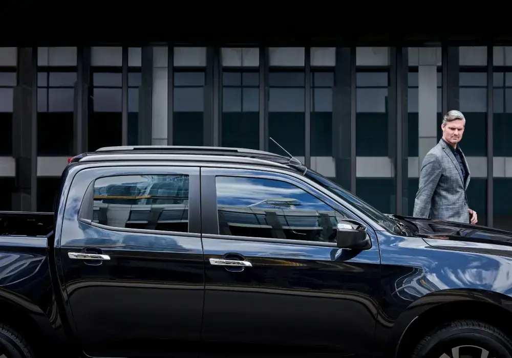 Explicación de la diferencia entre camioneta 4x2 y 4x4 y su impacto en la conducción